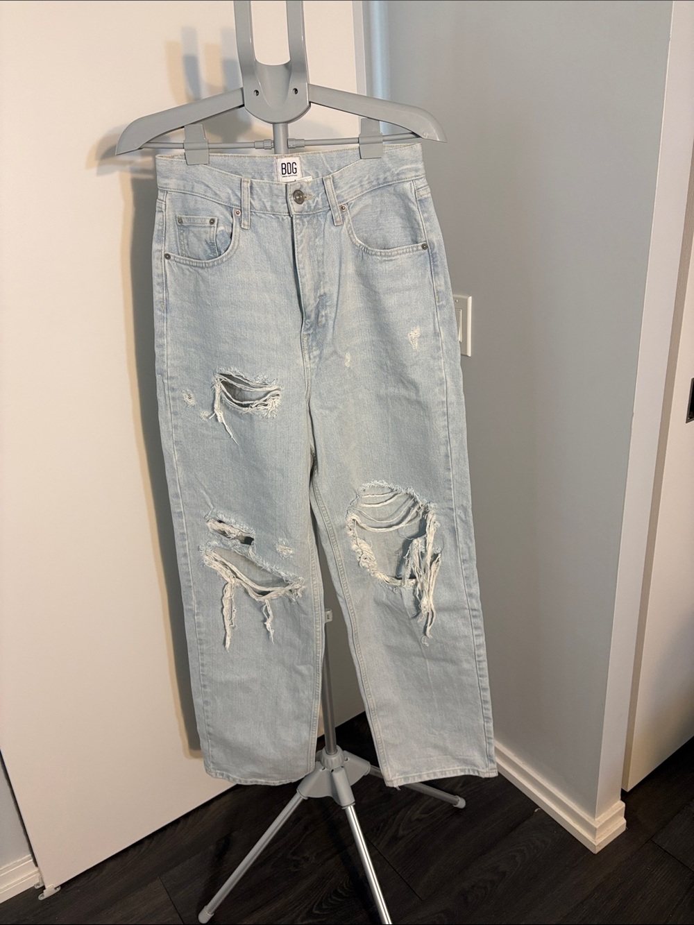 Light Wash high waisted Distressed Women's Jeans
